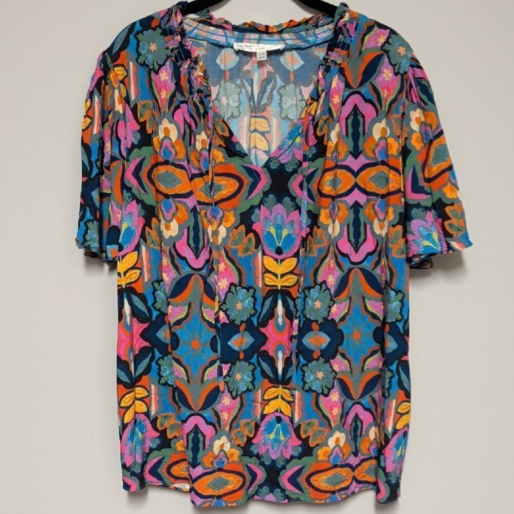 Chelsea & Theodore Colorful Patterned Blouse